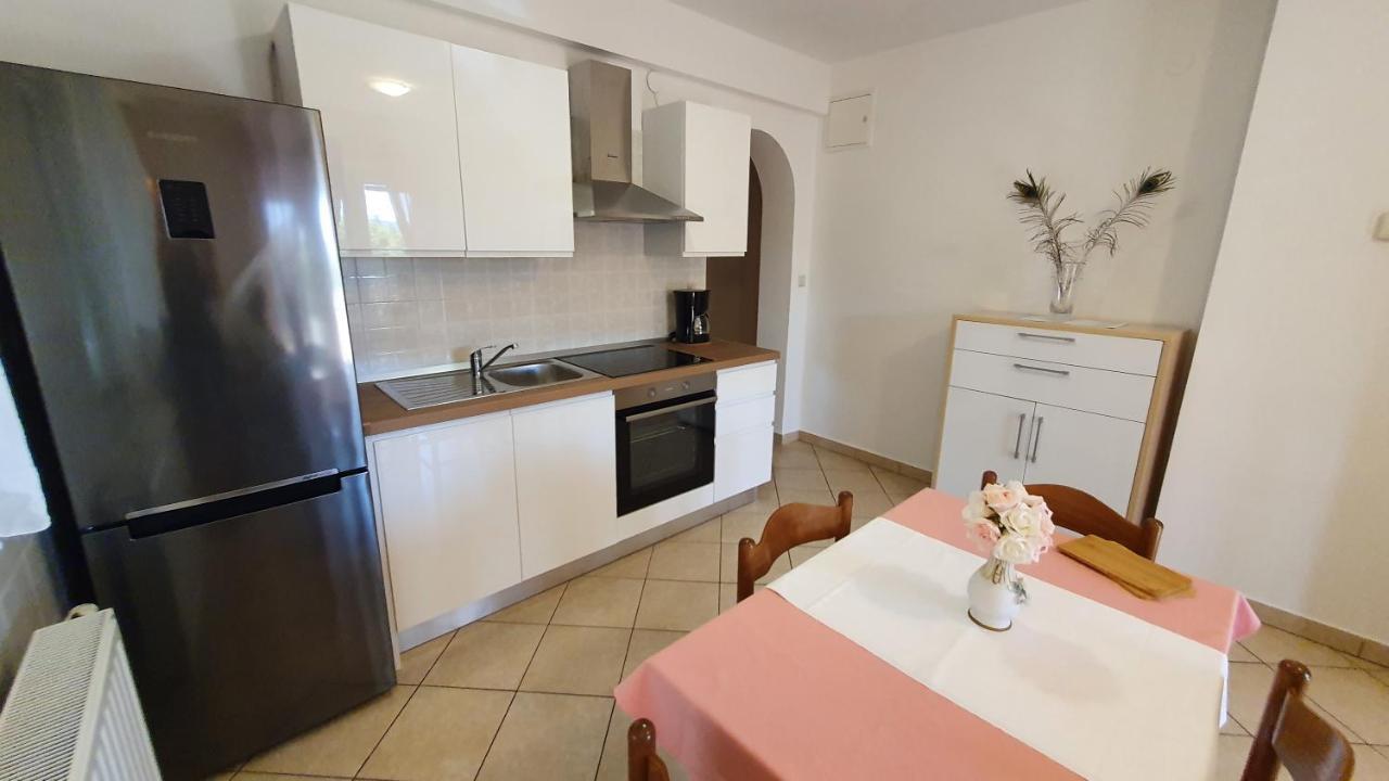 Apartment Nevenka كرك المظهر الخارجي الصورة